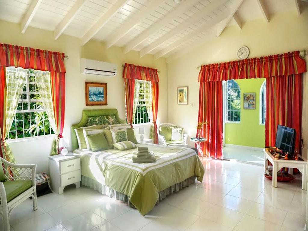 Апартаменты Spectacular Ocean View Retreat Сент-Джеймс Экстерьер фото